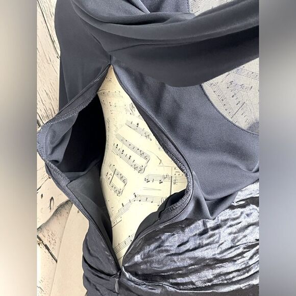 NICOLE MILLER Long Sleeve Dress w/Ruched Metallic Skirt Sheer Back Navy Sz. 8 - Picture 3 of 6